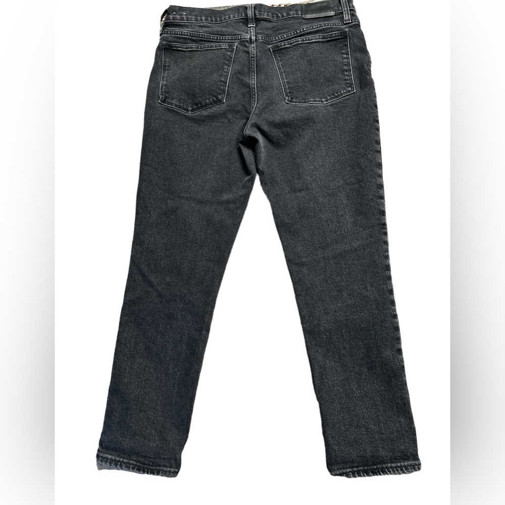 Classic Black Women's Jeans - Picture 5 of 10